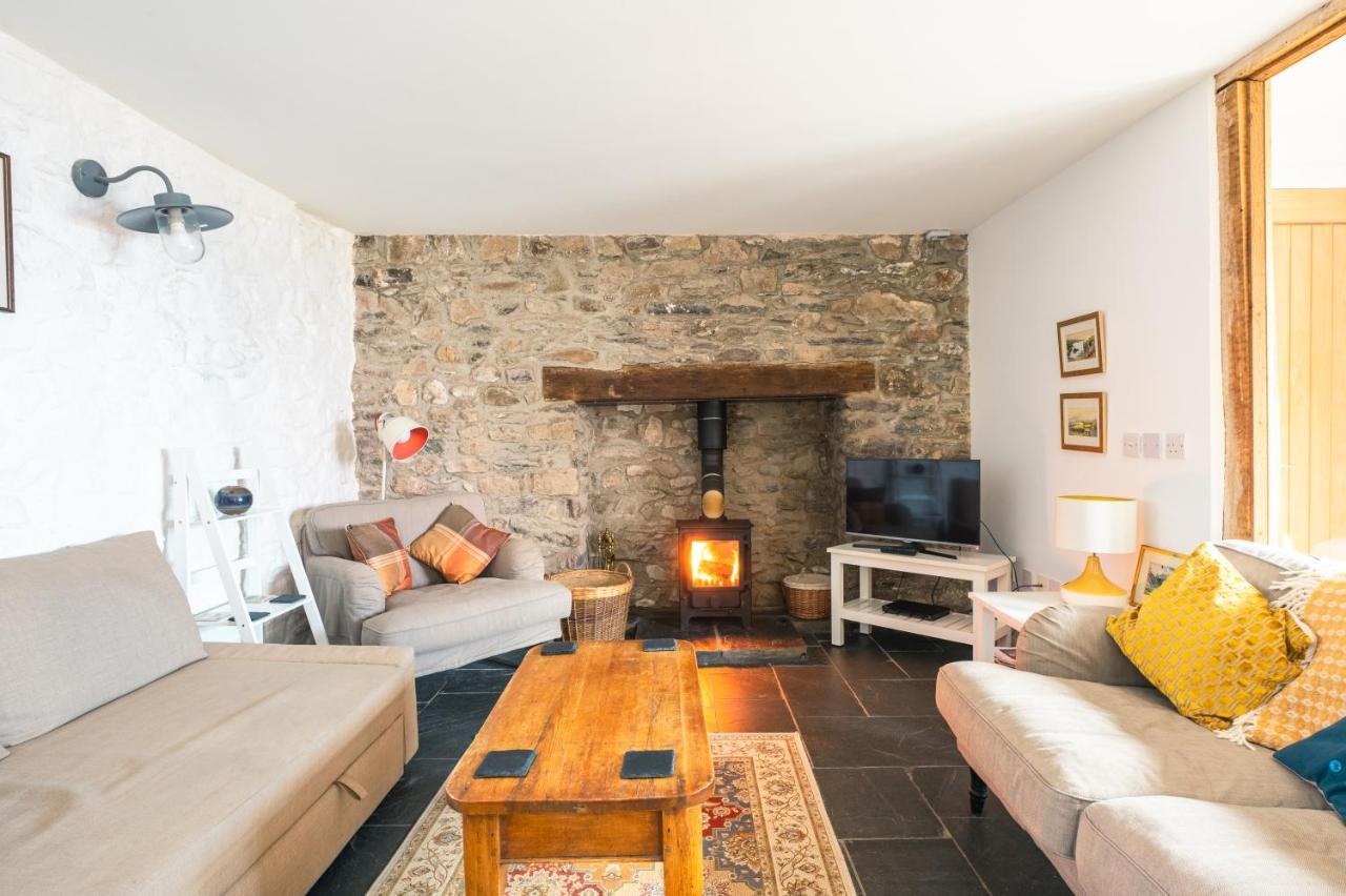 St Davids Hideaway With Roll-Top Bath & Log Burner Exterior foto