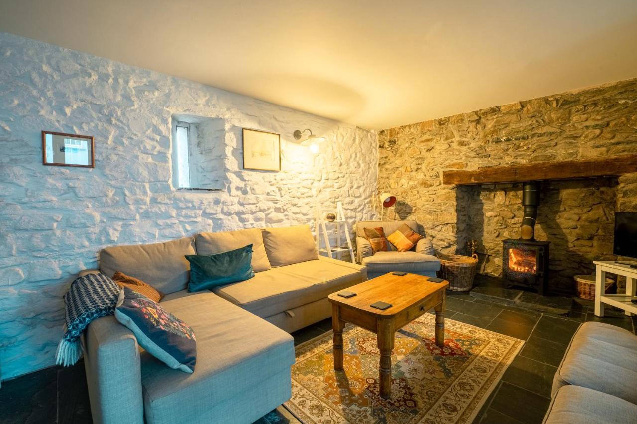 St Davids Hideaway With Roll-Top Bath & Log Burner Exterior foto